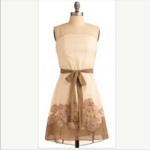 Modcloth embroidered sundress